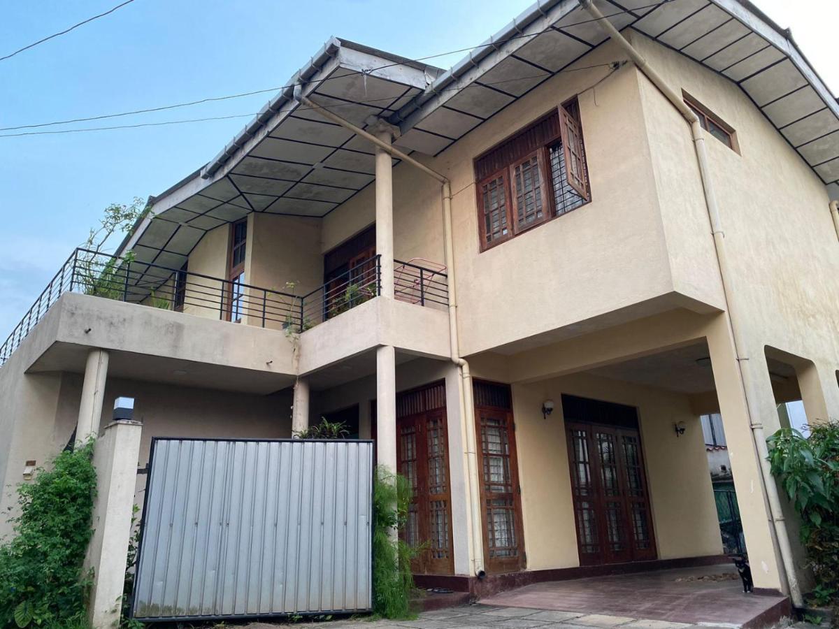 Oasis Kolombo
